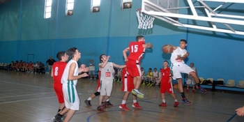 العربي يخسر أمام الجيش في دوري كرة السلة للناشئين