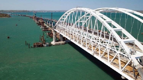 6649 ركيزة تحمل أطول جسر في روسيا